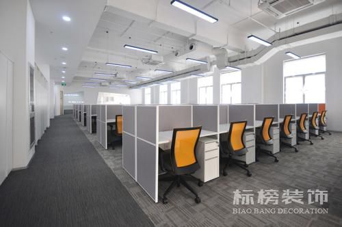 深圳辦公室裝修如何選擇家具？